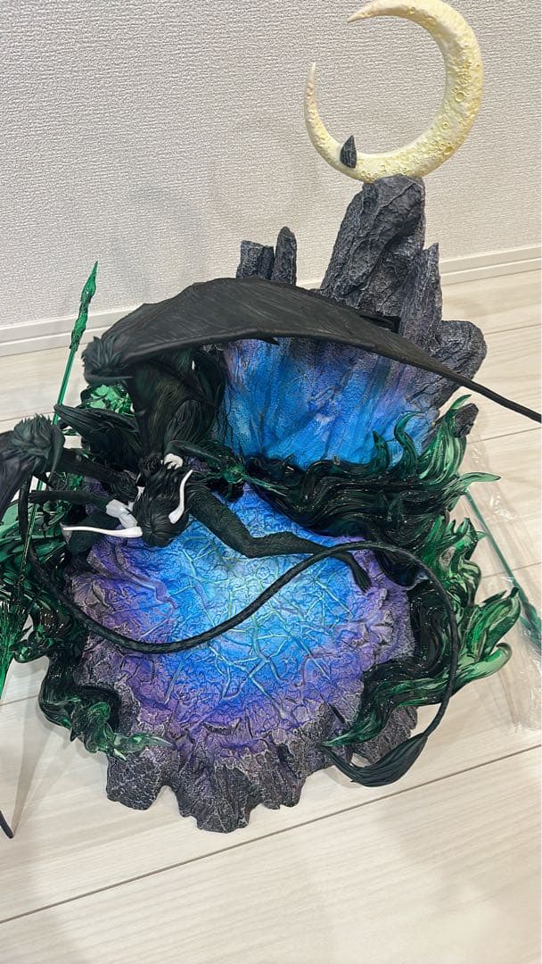 【最安値】BLEACH 黒衣少年図 ウルキオラ ガレージキット ガレキ