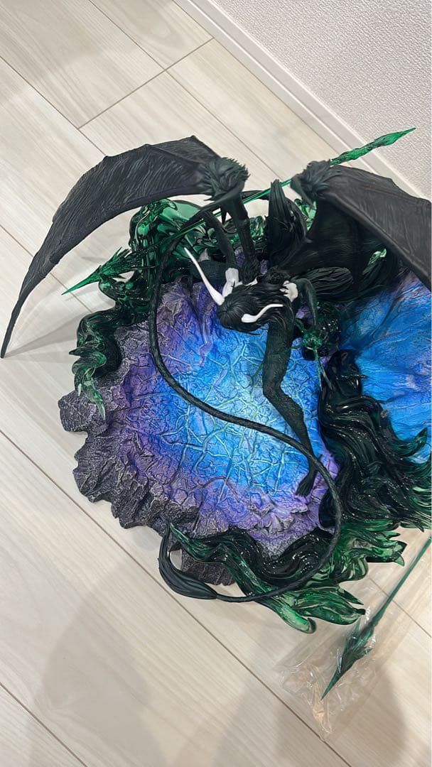 【最安値】BLEACH 黒衣少年図 ウルキオラ ガレージキット ガレキ