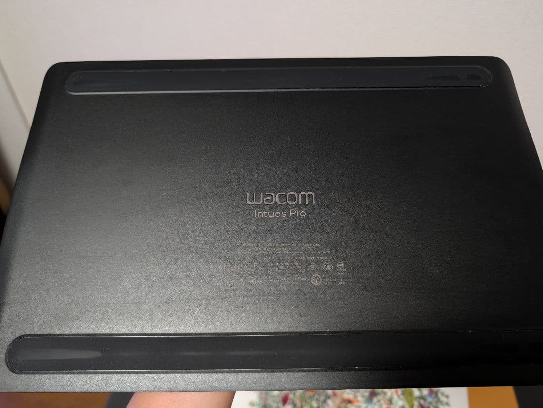 Wacom Intuos Pro ペンタブレット 本体 PTH-660/K0