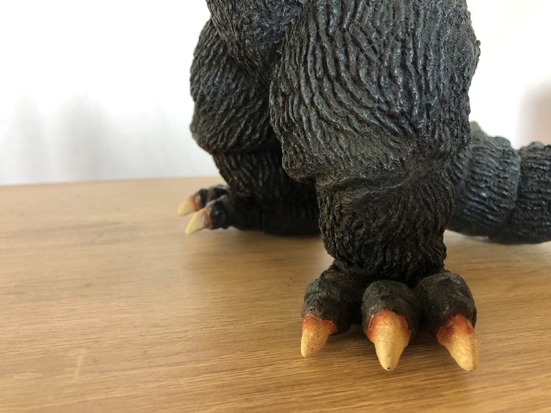 ウナムー ゴジラフィギュア キンゴジ　原型師、酒井ゆうじ