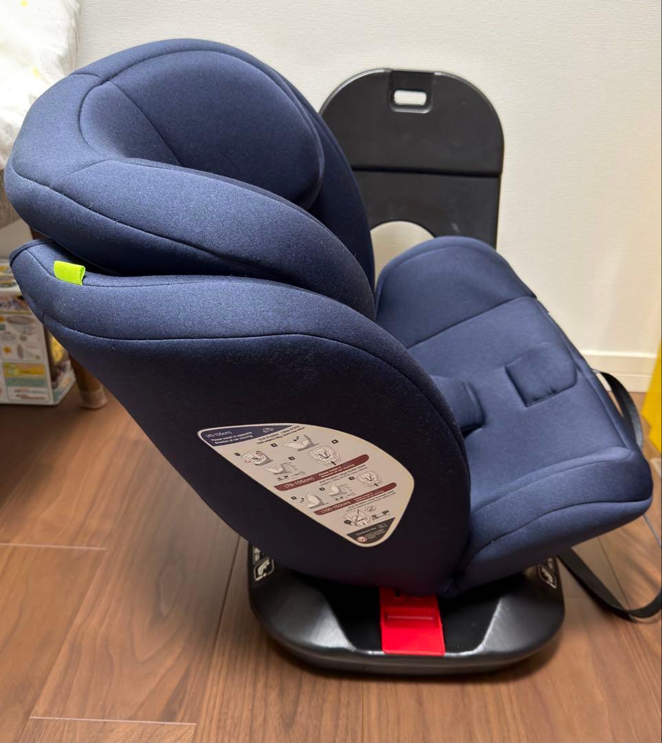 ISOFIX対応 ネイビー チャイルドシート
