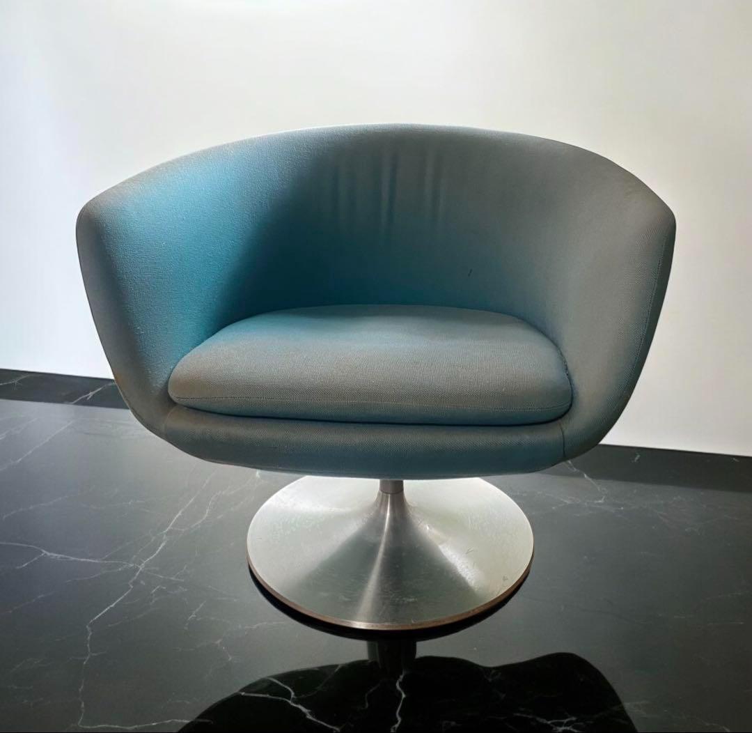 ミッドセンチュリー　昭和レトロ★イトーキのラウンジチェア　美しい曲線的なフォルム