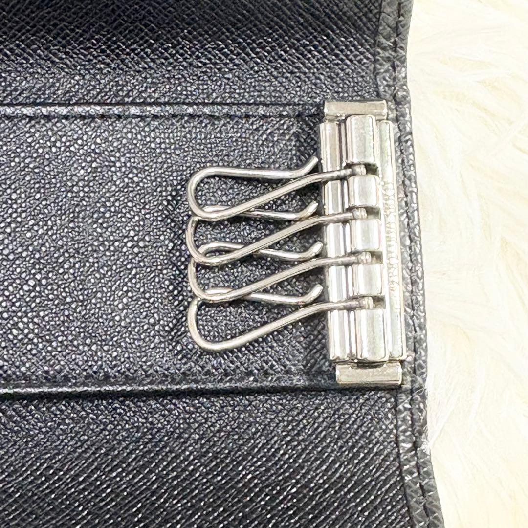 ルイヴィトン タイガ　ミュルティクレ4　キーケース　ノワール　ブラック