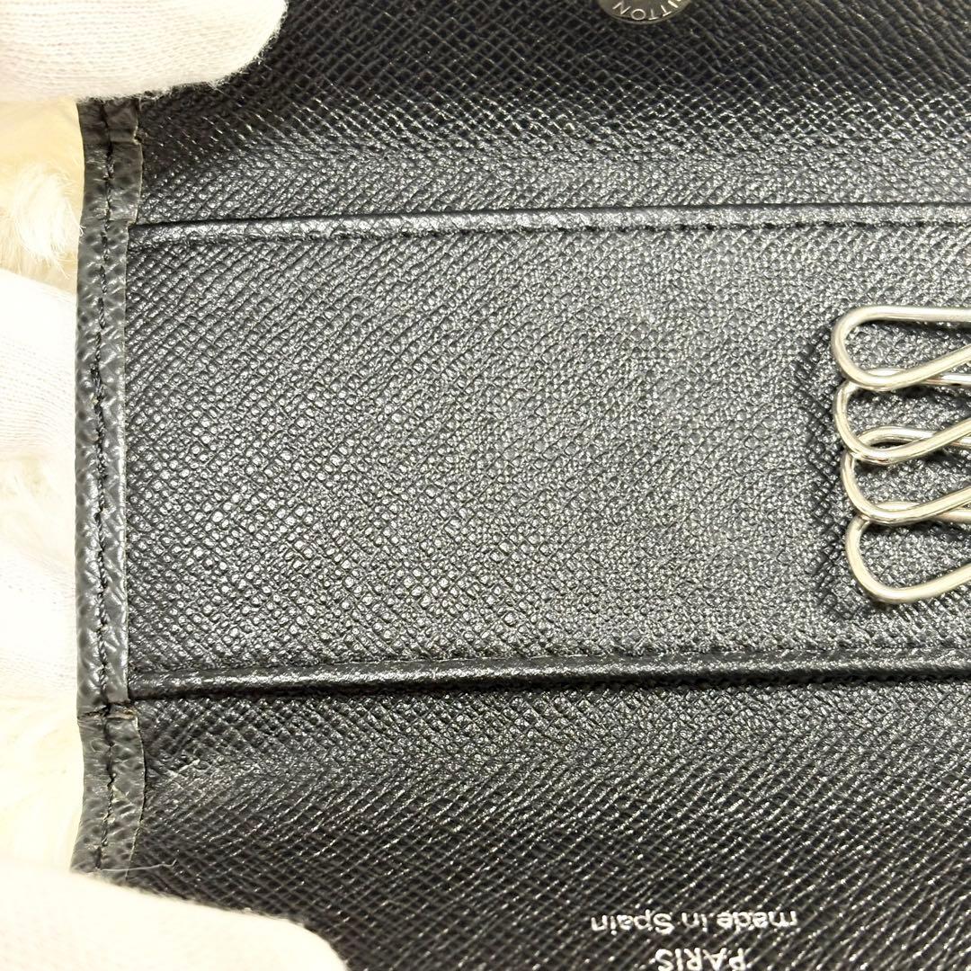 ルイヴィトン タイガ　ミュルティクレ4　キーケース　ノワール　ブラック