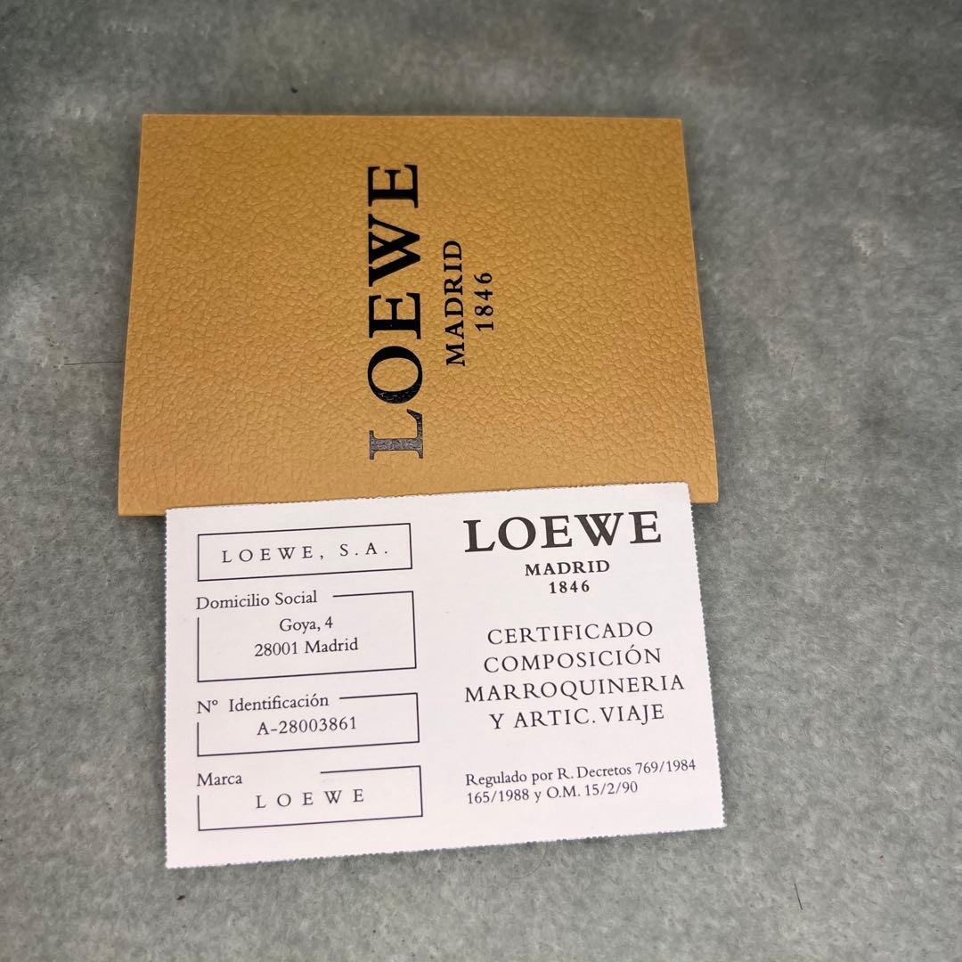ロエベ LOEWE 二つ折り長財布 AMAZONA 113.95.F11