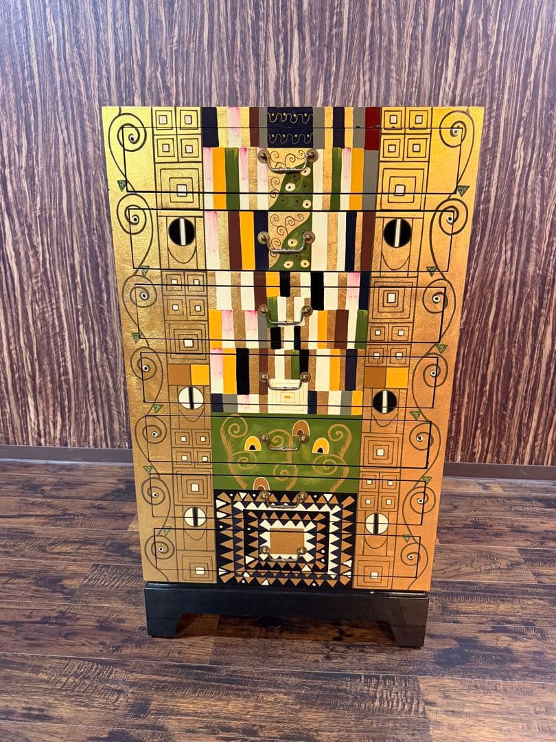 クリムト　棚　キャビネット