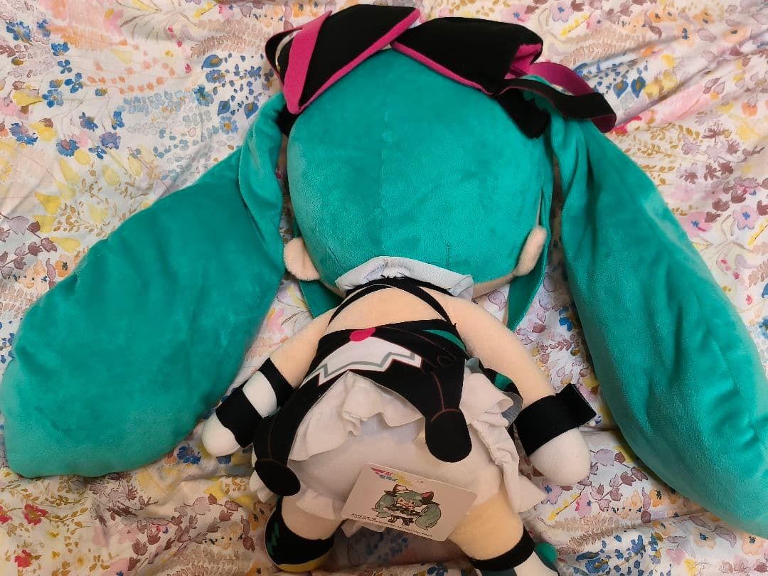 ま*ち様 初音ミク マジカルミライ2019ふわふわぬいぐるみ L