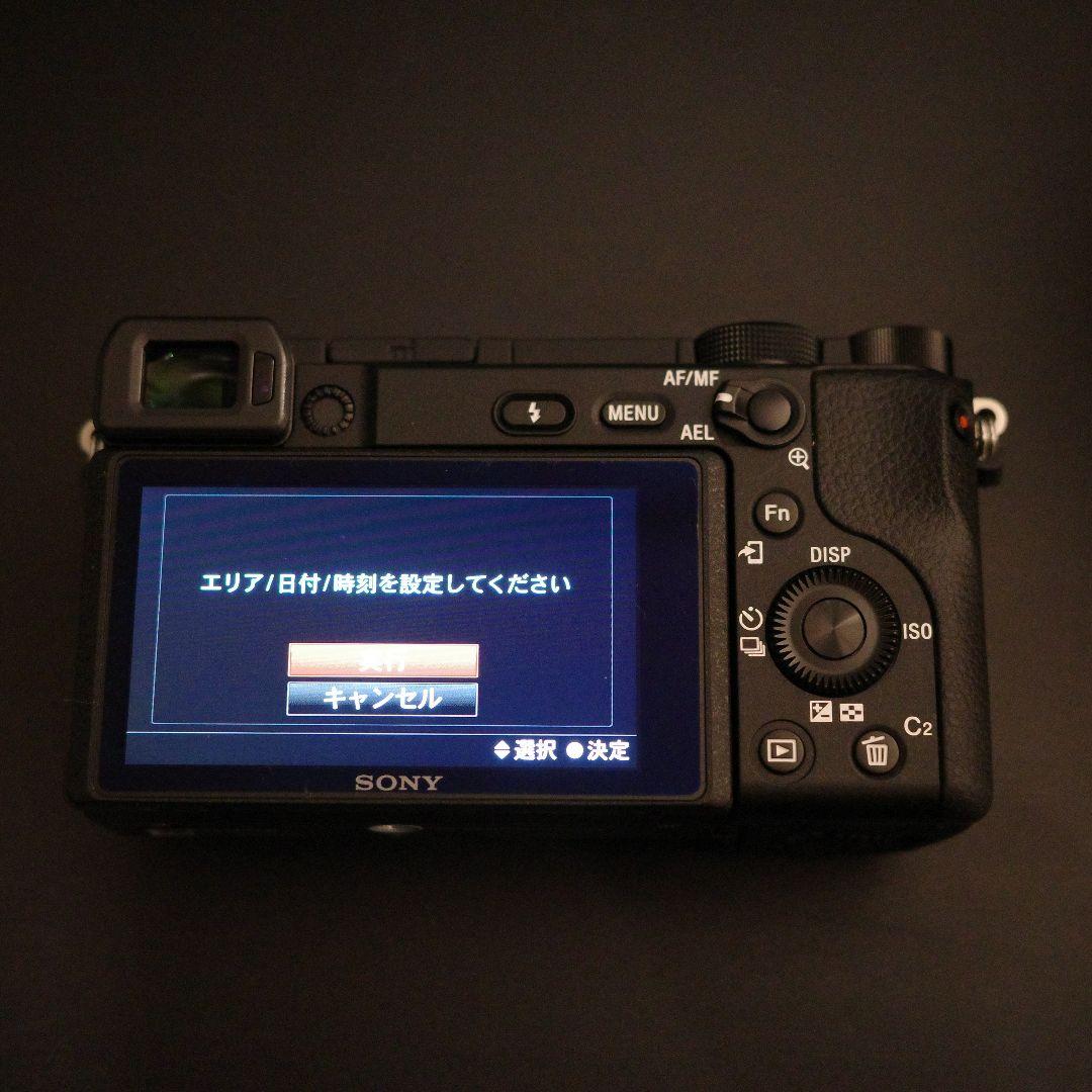 SONY α6400 ILCE-6400L ボディ(2528ショット)+周辺機器