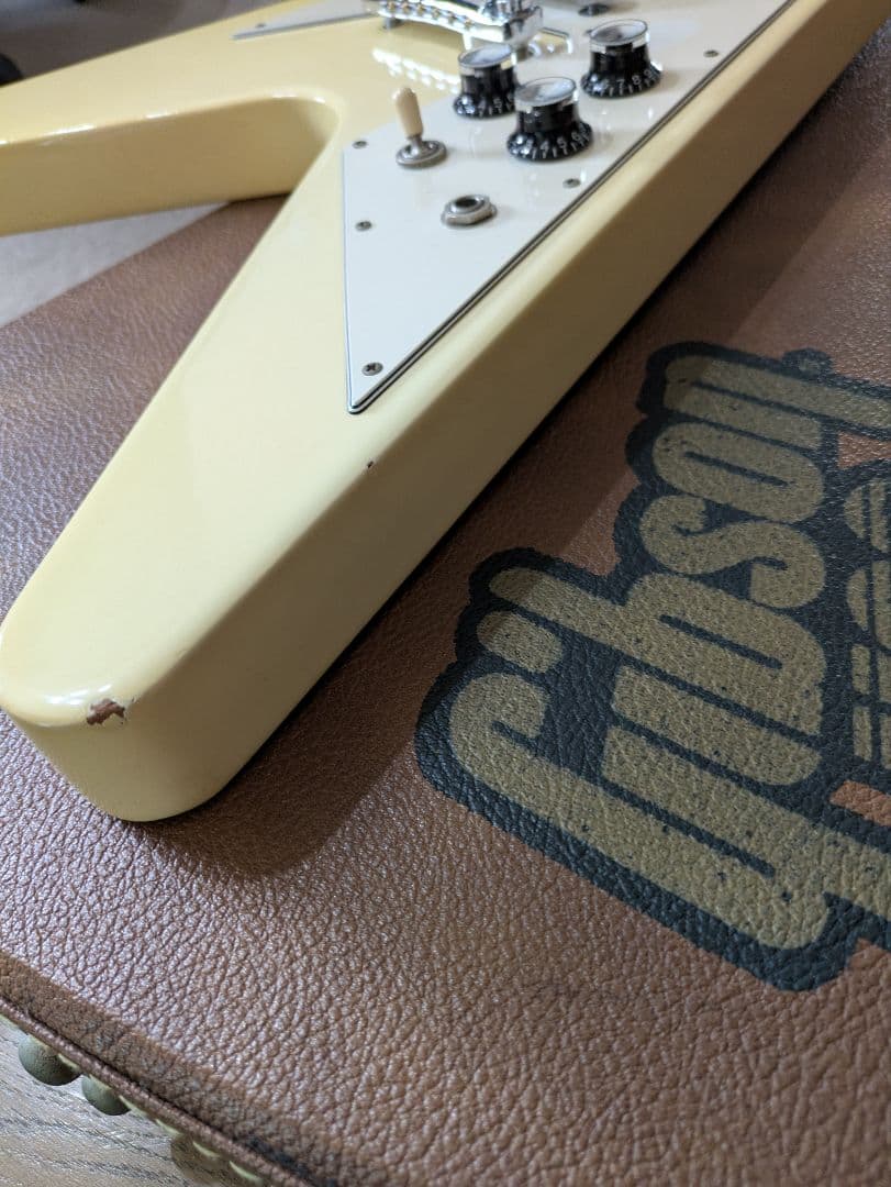 ギター GibsonUSA FlyingV 67Reissue ClassicWhite