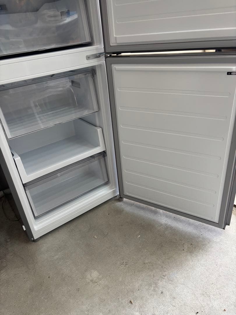 高年式 コンフィー comfee 冷凍冷蔵庫 RCB239DS1JP 2024年