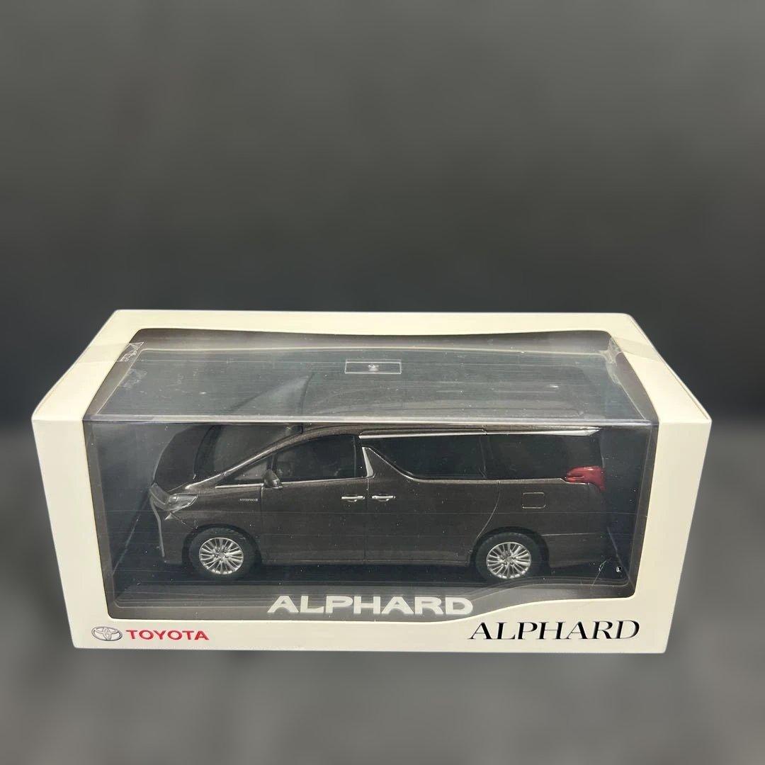 アルファード　ミニカー　非売品　1/30スケール　トヨタ　値下げ！