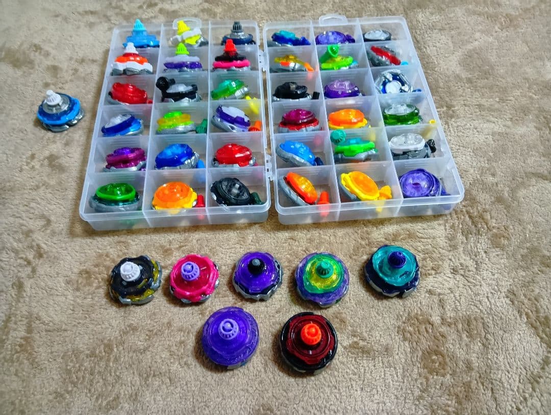 ②　ベイブレードx　ランダムブースターvol.1〜7 フルコンプ　ベイブレード