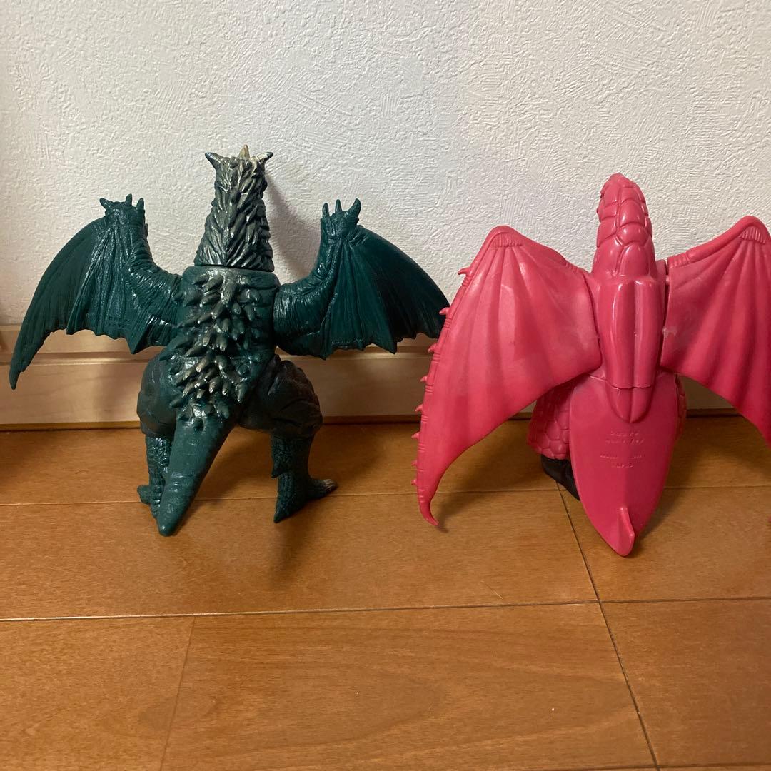 バンダイ製 ウルトラマンパワード ソフビ 18体セット