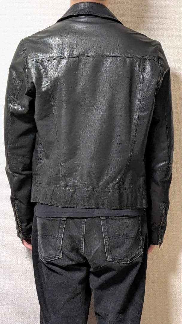 ヌーディージーンズ　レザージャケット