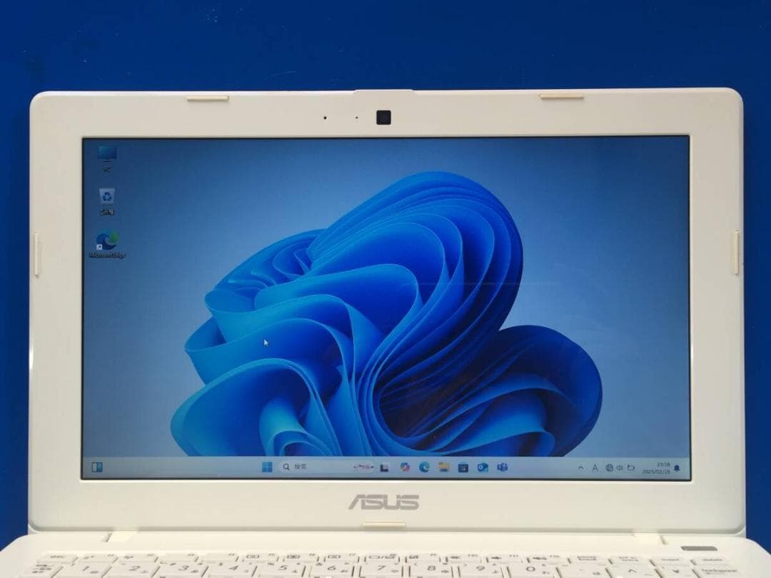 ASUS X200LA 11.6型TFT液晶　 薄型・コンパクト ノートパソコン