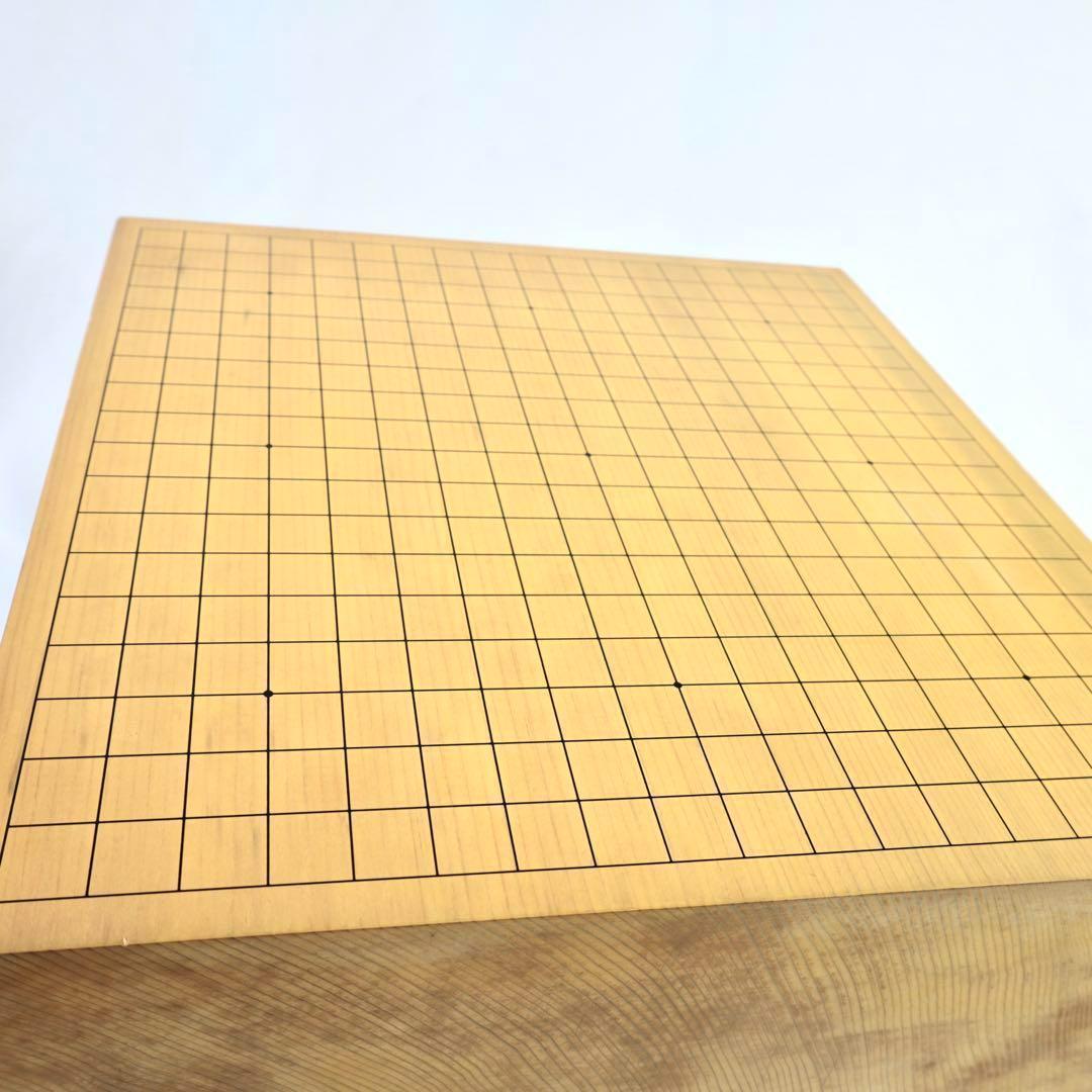 【希少・美品】新榧木使用 囲碁盤　ヘソ　足付き　榧木