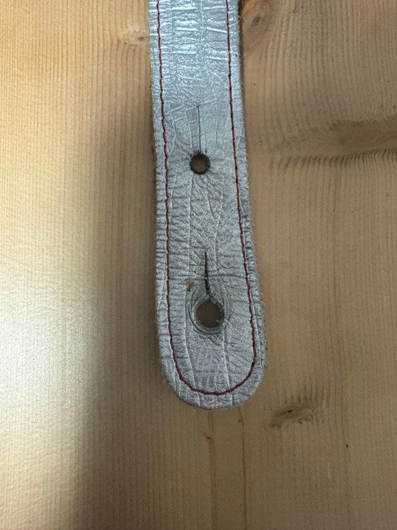 Gibson レザーストラップ 稲妻デザイン