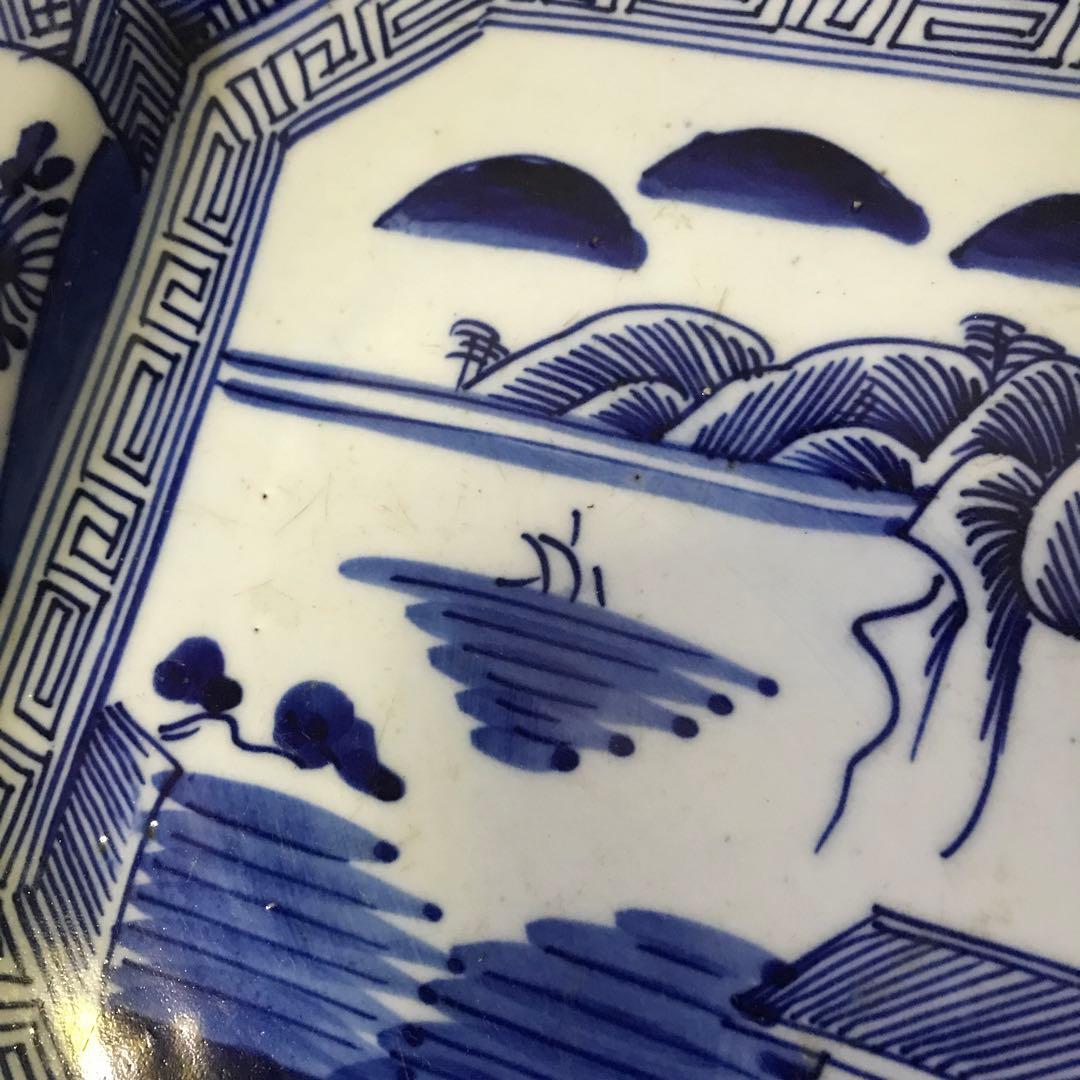 美品　古伊万里焼　染付け　角皿　山水図　飾り絵皿　年代物　藍の色合いが美しい