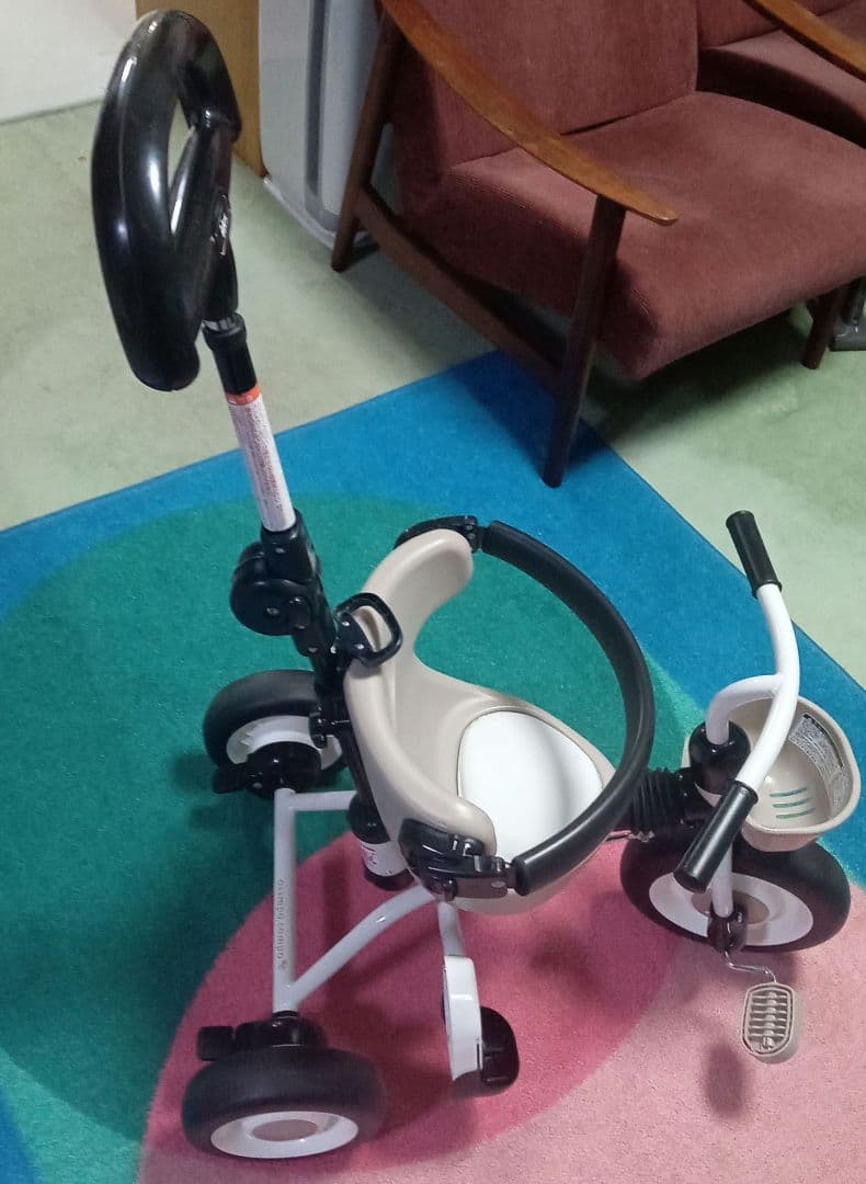 osampo compo ベージュ 折りたたみ三輪車 カジ切り トイザらス限定