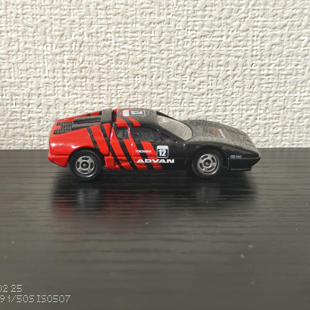 TOMICA　トミカ　フェラーリ512BB　アドバンカラー