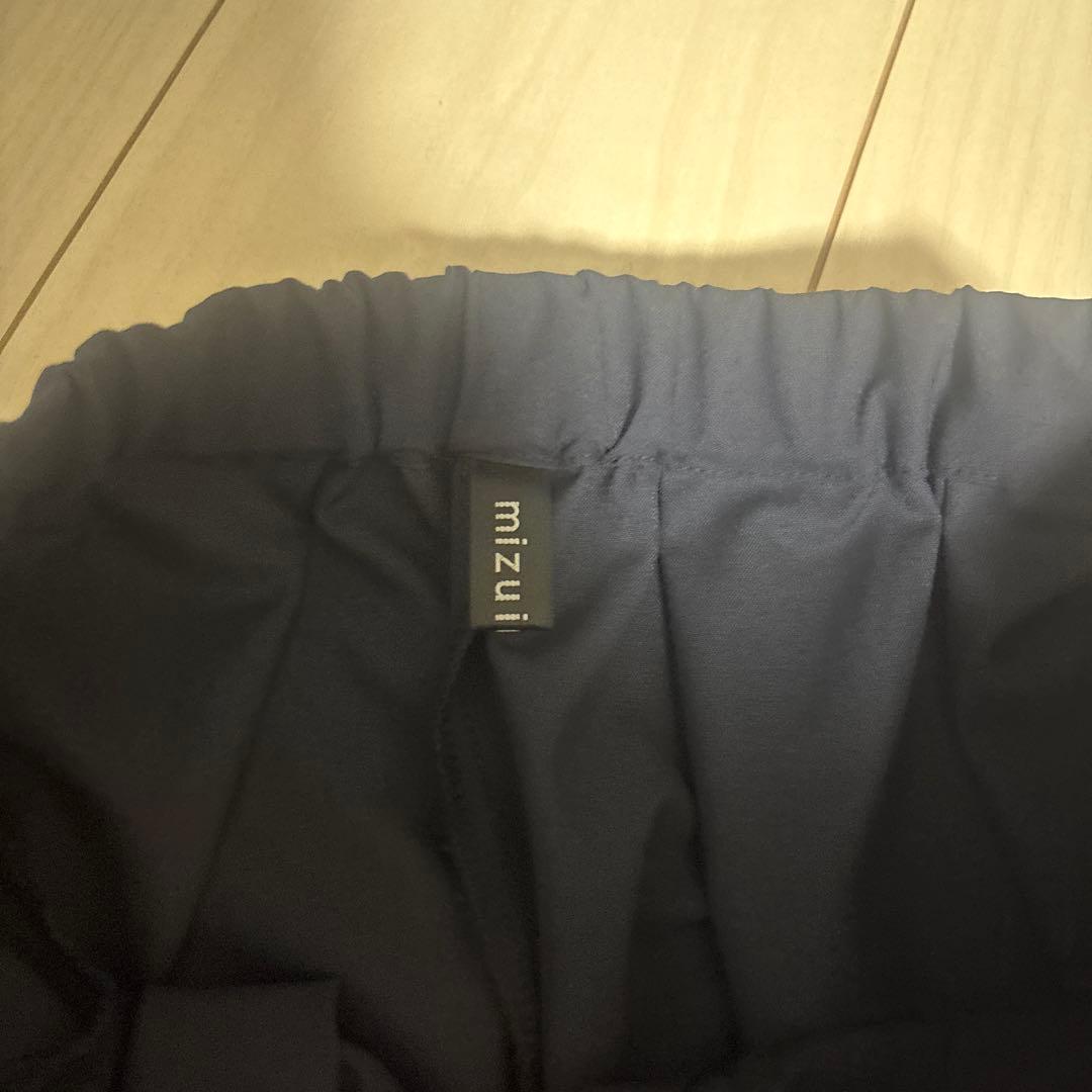 ミズイロインド　wide tuck パンツ