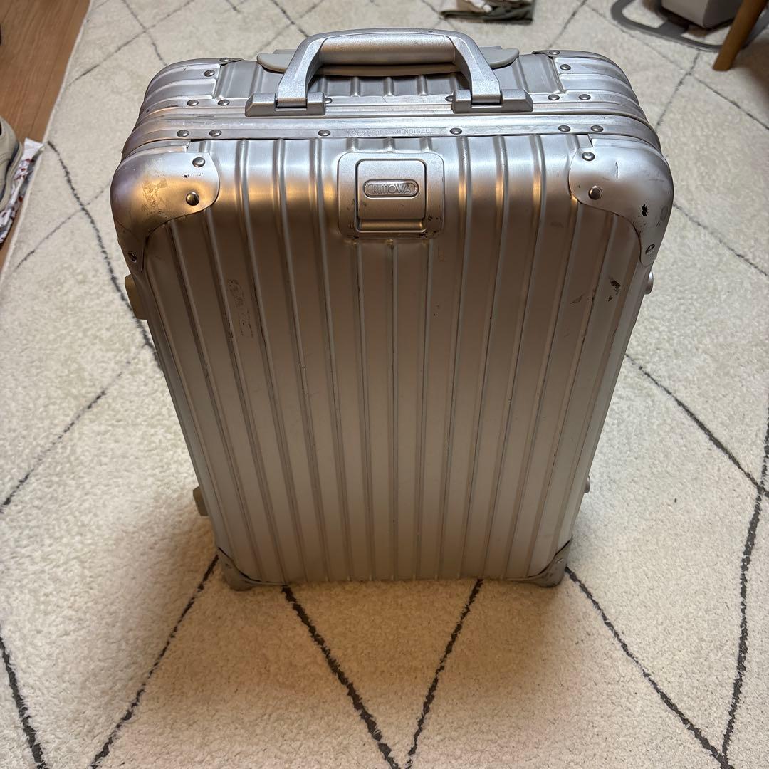 リモワ(RIMOWA)トパーズ32L 2輪