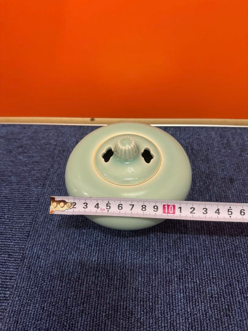 2013 青磁　香炉