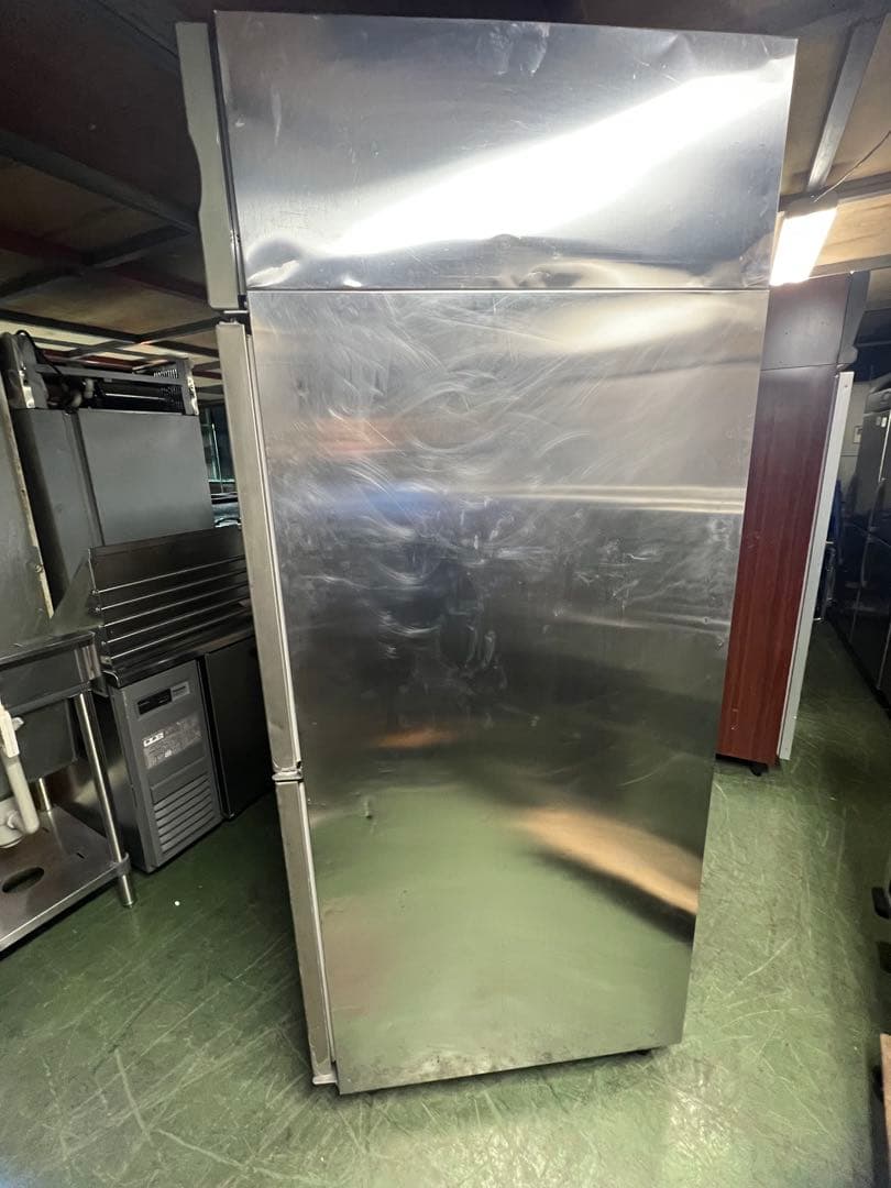 2001年 ホシザキ縦型冷蔵庫