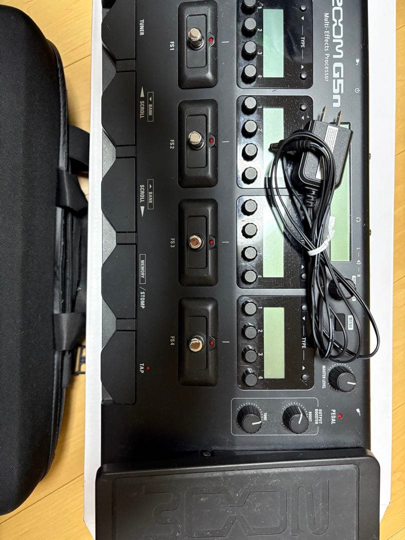 ZOOM G5n ギターエフェクター ACアダプター付き