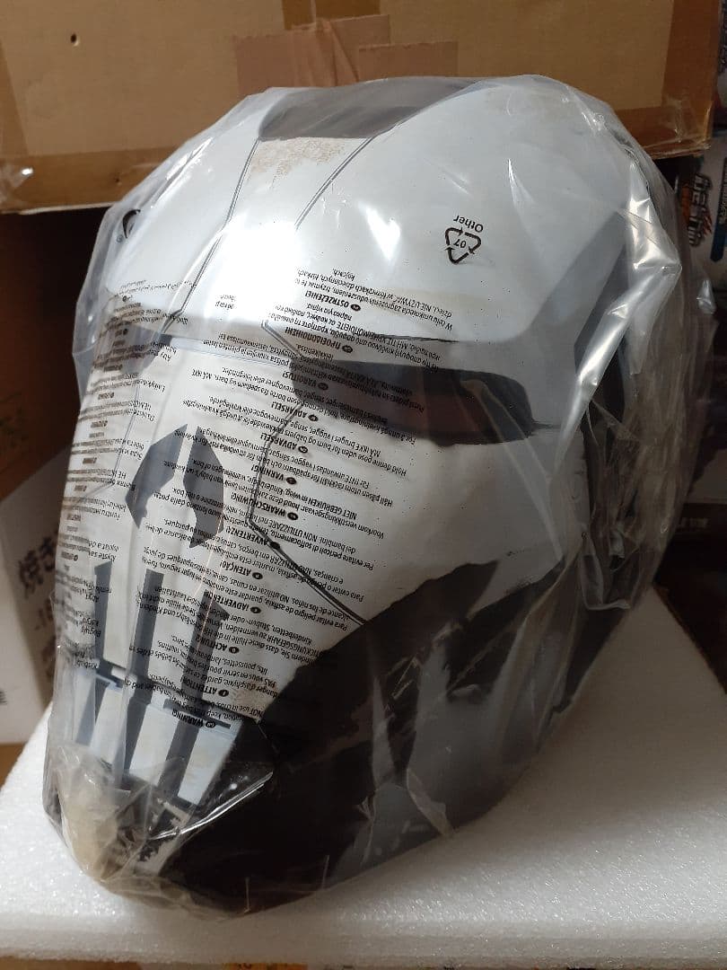 ハズブロ 1/1パニッシャー ウォーマシン ヘルメットアイアンマン