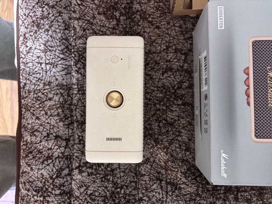 Marshall スピーカー