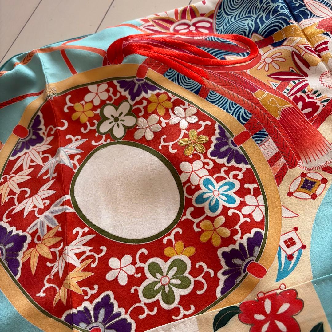 a*i様 ■E5787■アンティーク■正絹■水色　宝尽し柄　袷　小振袖■丈163