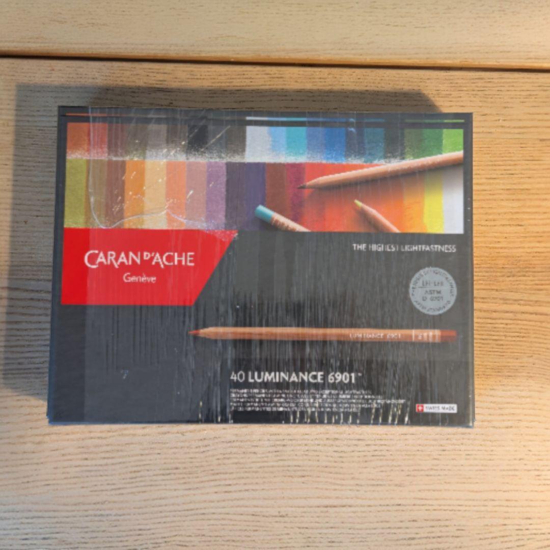 CARAN D'ACHE カランダッシュ ルミナンス 6901 40本セット