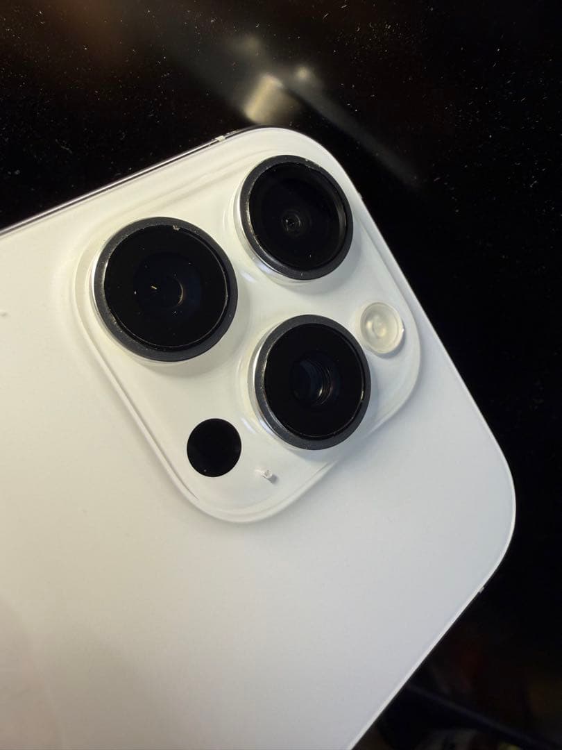 iPhone16 Pro ホワイト256GB バッテリー93％