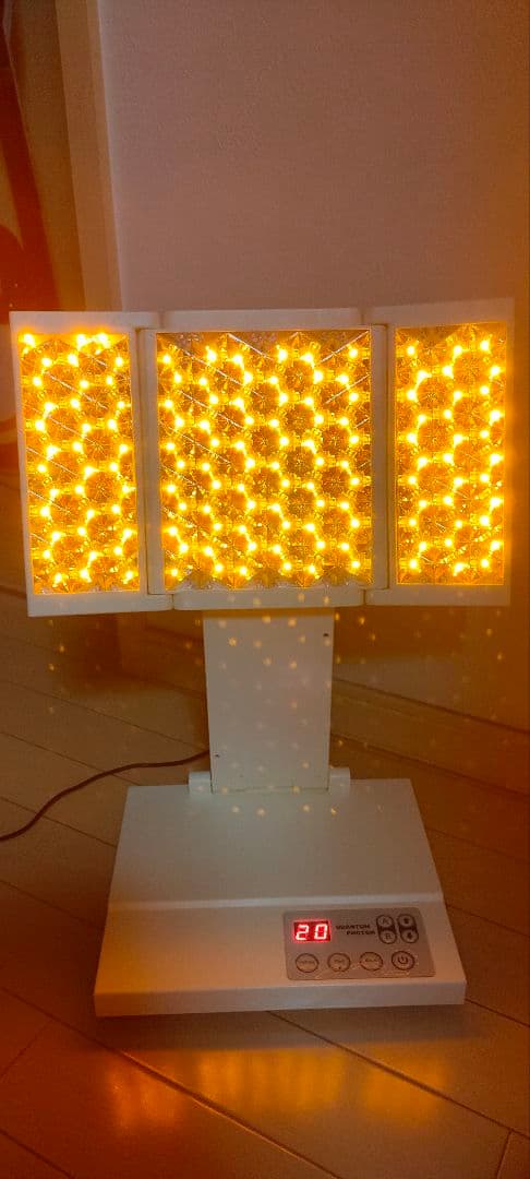 ★値下げ★LED美顔器　光照射　美白　ニキビ　ハリ　育毛