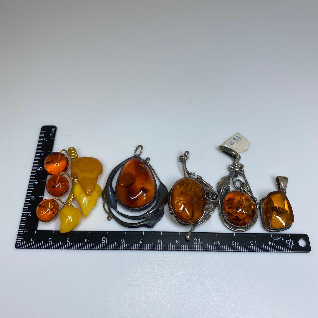 本蝋琥珀ブローチ　925刻印　本琥珀ブローチ5点　タエチ　50g
