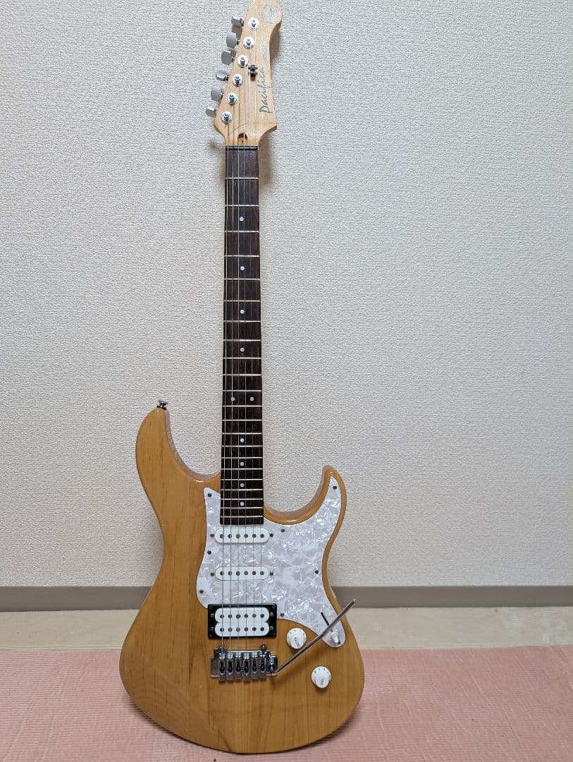 ギター YAMAHA Pacifica 604W