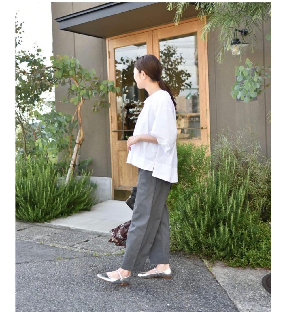 OUR チャコールグレー コクーンパンツ コットン混紡