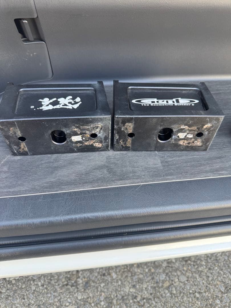 ハイエース　200系　Genb 2.5インチ　ローダウンブロック