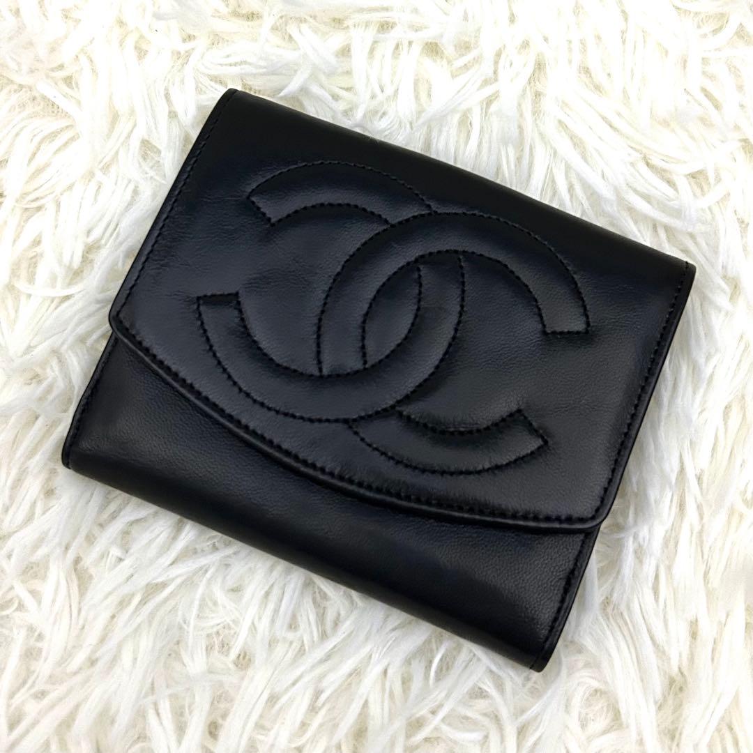 【美品】CHANEL 二つ折り財布 ココマーク 箱 ギャランティカード付き