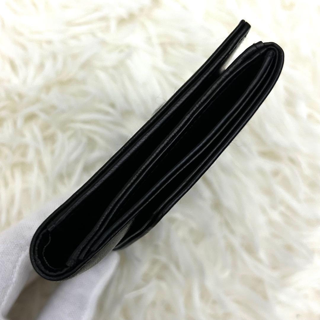 【美品】CHANEL 二つ折り財布 ココマーク 箱 ギャランティカード付き
