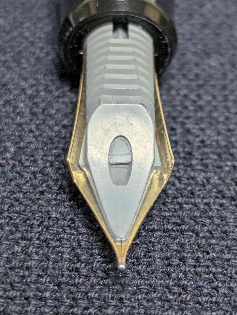 美品 試し書きのみ PILOT カスタム743 FM パイロット万年筆 ブラック