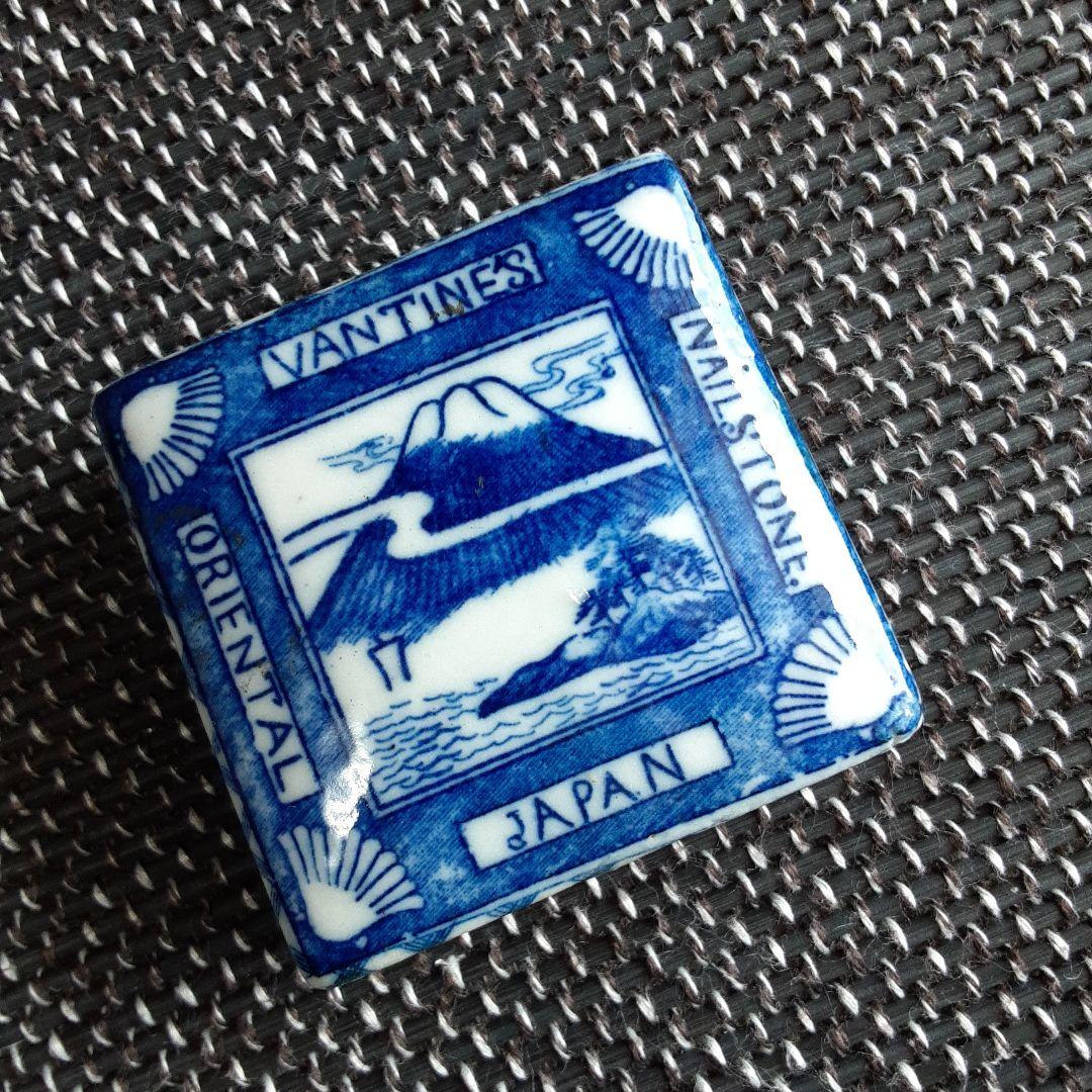 古い陶磁器小箱/幕末明治化粧香水瓶/日本富士山水画小物道具入/里帰り鼻煙壺根付