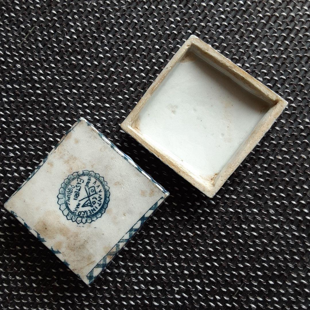 古い陶磁器小箱/幕末明治化粧香水瓶/日本富士山水画小物道具入/里帰り鼻煙壺根付