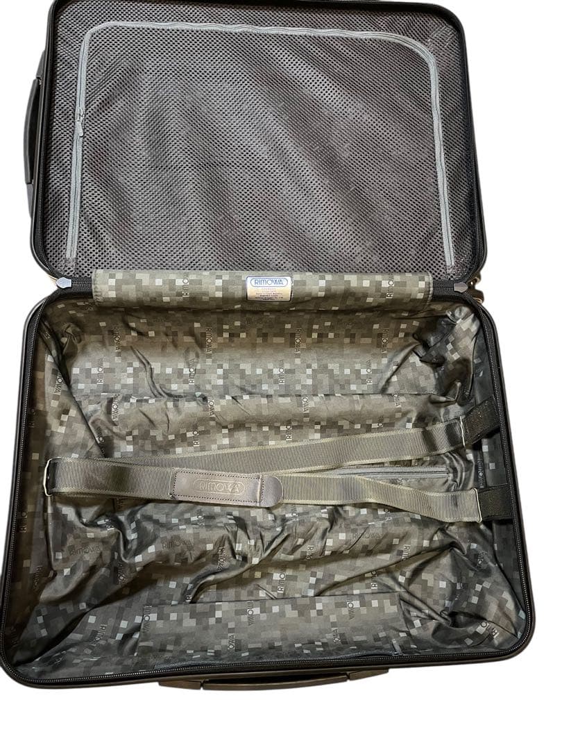 リモワ　サルサ　4輪 キャリーバッグ　スーツケース　TSAロック