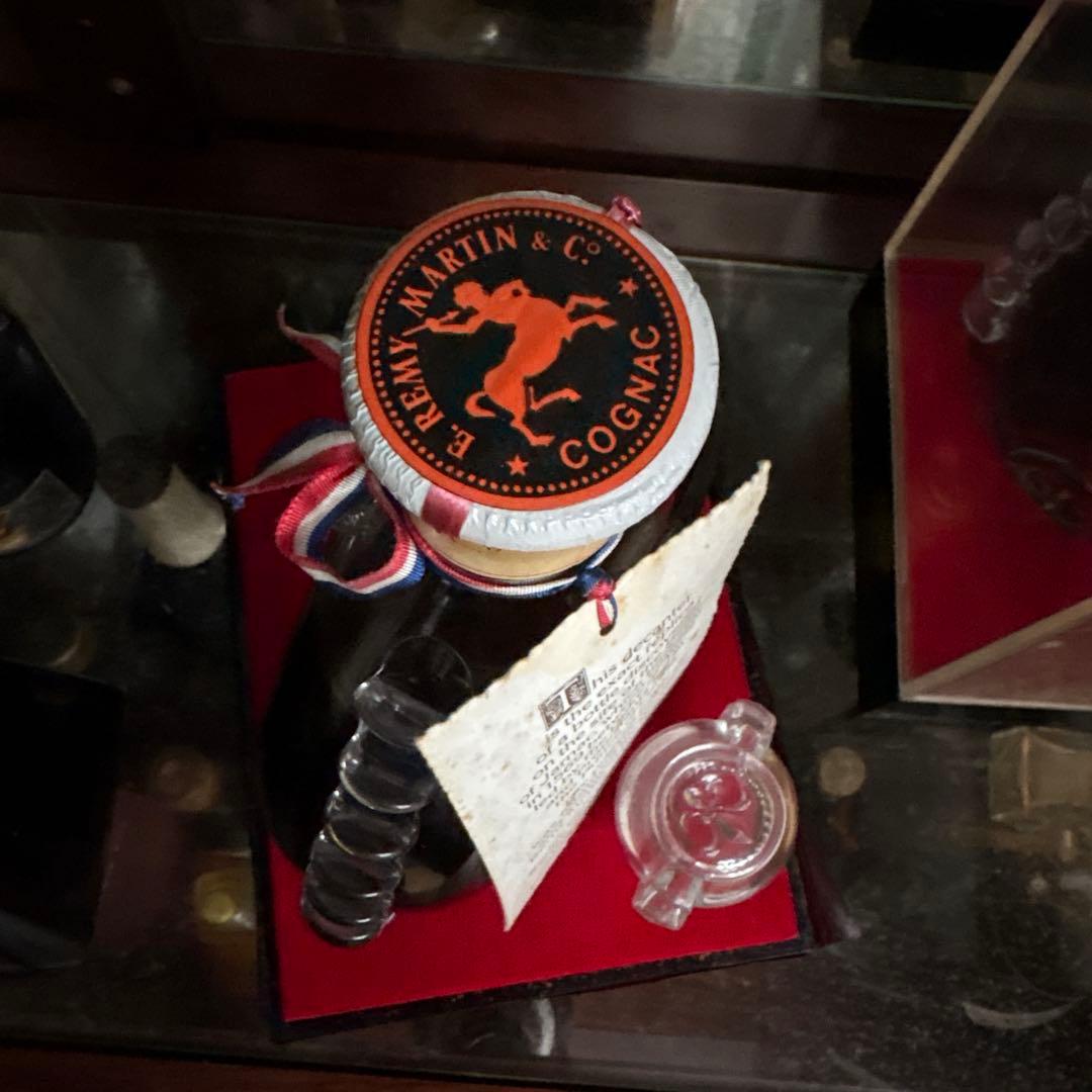 REMY MARTIN LOUIS XIII コニャックルイ13世