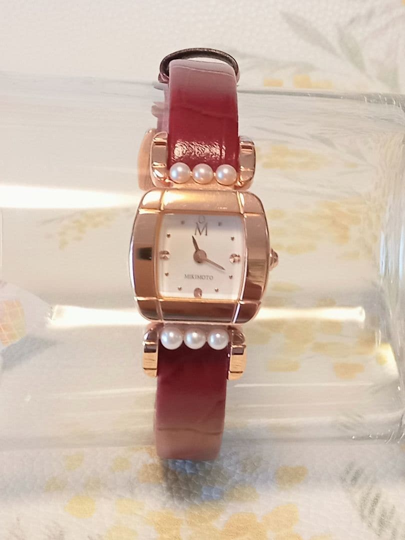 ミキモトの腕時計　電池交換済み！ベルト２本付き！