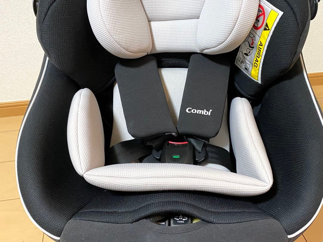 美品 コンビ クルムーヴ スマート ISOFIX エッグショック Neo