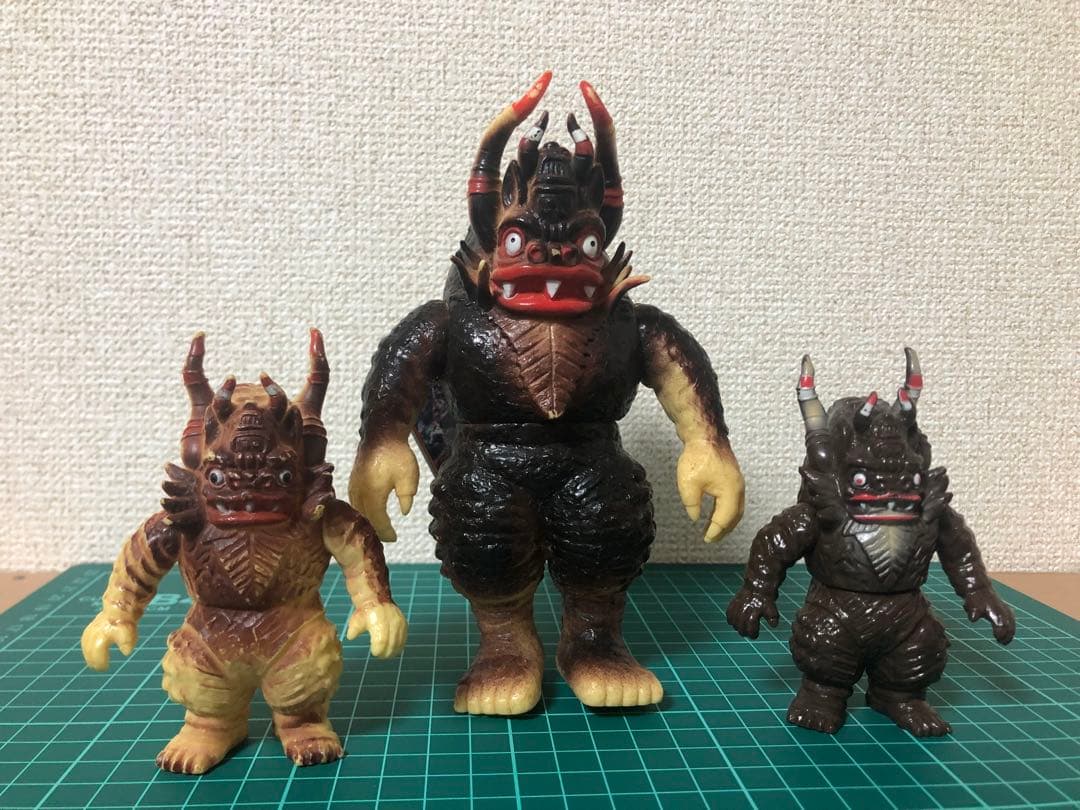 ミクラスタグ付1983バンダイ製ソフビ　ミニソフビミクラス1988 ウルトラ怪獣