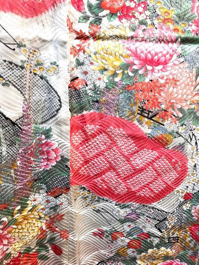 最高級　ブランド　千總　振袖 美品　Sサイズ　絞り　花柄 ピンクと白